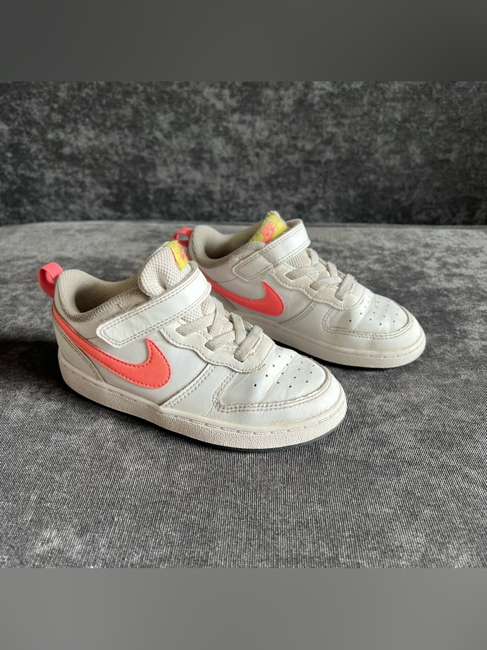 Nike Girls Court Borough Sneakers Size 10